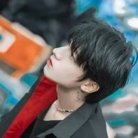 Chu Chí Hâm _hắn