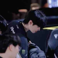 Jeong Jihoon (Chovy)