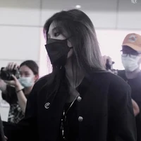 Vương Dịch _cô