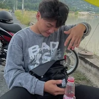 Nam thần mê chị đẹp 