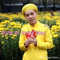 Hùng