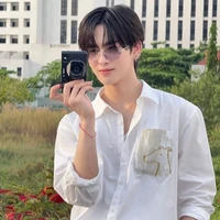 Santa Pongsapak (em)