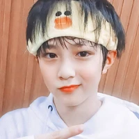 LƯU DIỆU VĂN