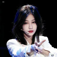 Viên Nhất Kỳ. YYQ