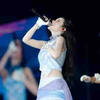 Nguyễn Hoàng Ly-Lyly