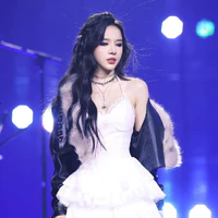 Nguyễn Hoàng Ly - Lyly