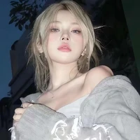 Lưu Ngọc Hạ : Bạn nữ chính