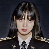 Lalisa Manobal (Cô)