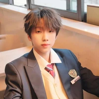 Nhiếp Vĩ Thần
