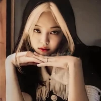 Kim jennie - em