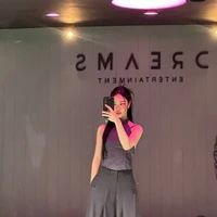 Hoàng Thị Mỹ Duyên  ( hoàng duyên)