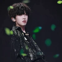 Tả Kỳ Hàm (Aiden)