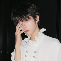 Trần Dịch Hằng" Anh"