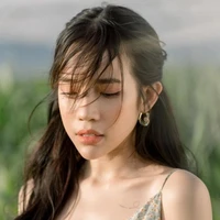 Nguyễn Hoàng Ly- Lyly
