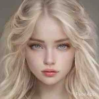 Lucy William - Mẹ Owen