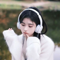 juni ( em gái út nu9)