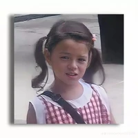 Becky Armstrong- hồi nhỏ