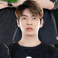 Ngạn Lâm [Yantlin]