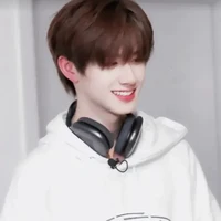 Chu Chí Hâm ( hắn )