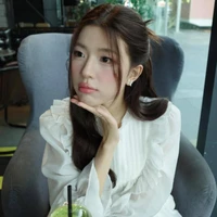 Nguyễn Lê Diễm Hằng(Lamoon)