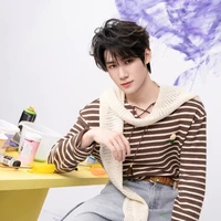 Trương Chân Nguyên ( 27 tuổi)