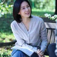 Bà Sáu - mẹ mai 