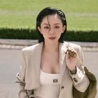 Nguyễn Khoa Tóc Tiên