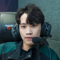 Quán Tuấn