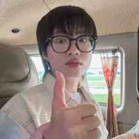 Nguyễn Hoàng Long.