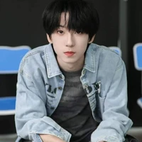 Dương Bác Văn_Anh