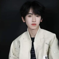 Tả Kỳ Hàm_Cậu