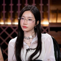 Khương Hoàn Mỹ_Cam (Orange)