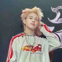 ❥𝐐𝐮𝐚𝐧𝐠 𝐀𝐧𝐡 | Máu nhỏ