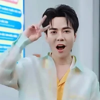All Top(A và D)