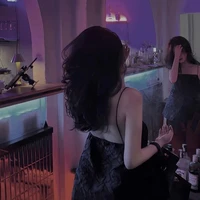 Bạch Tuyết Mai (em kế n9)