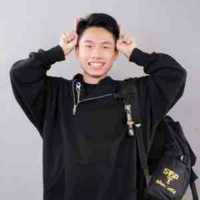Yiwei 