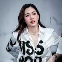 LingLing - cô