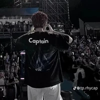 Hoàng Đức Duy-Captain