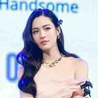 Lingling Kwong- SiriLak Kwong