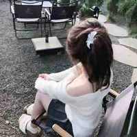 Trương diệu linh - mẹ nuôi 