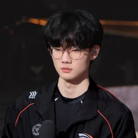 Park Do-Hyeon (Viper)