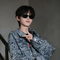 Tả Kỳ Hàm_cậu