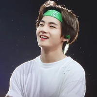 Taehyung [뷔]
