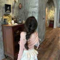 Cô giáo ( ko tìm đc ảnh hợp )