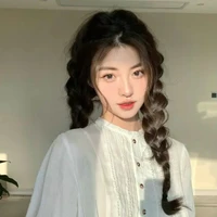 Hoàng Thùy Hân