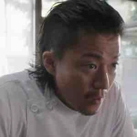 Chủ tiệm tóc Genji