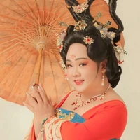 Ngọc Khuê ( hoàng thái hậu )
