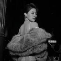 Nguyễn Diệu Huyền (Cô)