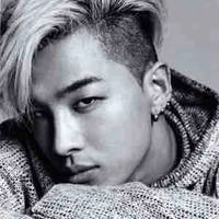 Dong Young-bae 