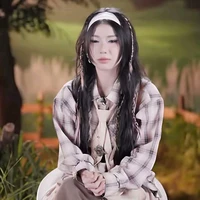 Trần Thảo Linh - cô